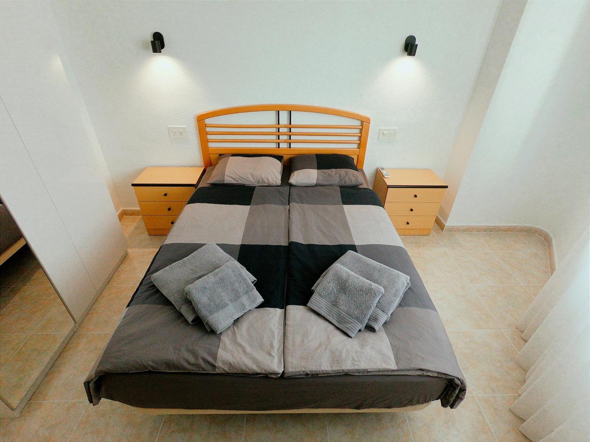 La Linea Apartment กัลเป ภายนอก รูปภาพ